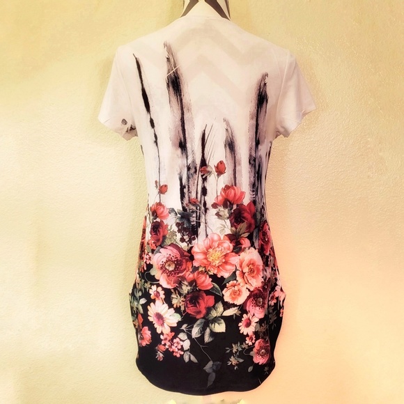 Floral long tee - Picture 3 of 3